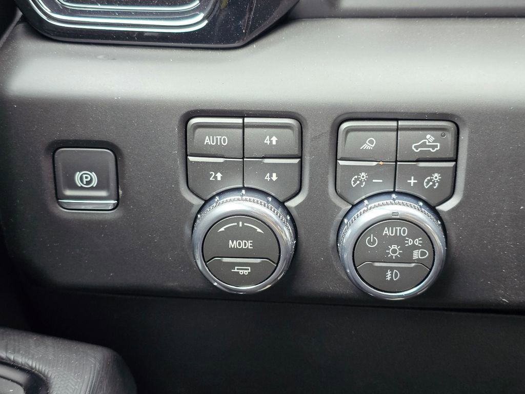 New 2026 GMC Sierra 1500 AT4X AWD/4WD image 18