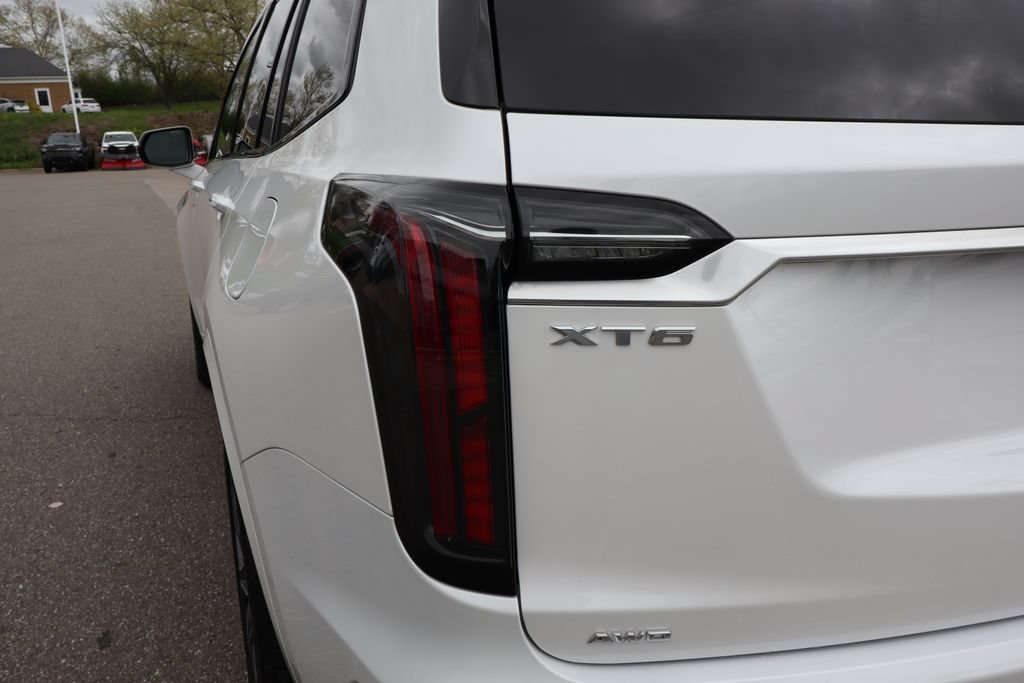 Certified 2024 Cadillac XT6 Sport w/ LPO, Floor Liner Package AWD/4WD image 34