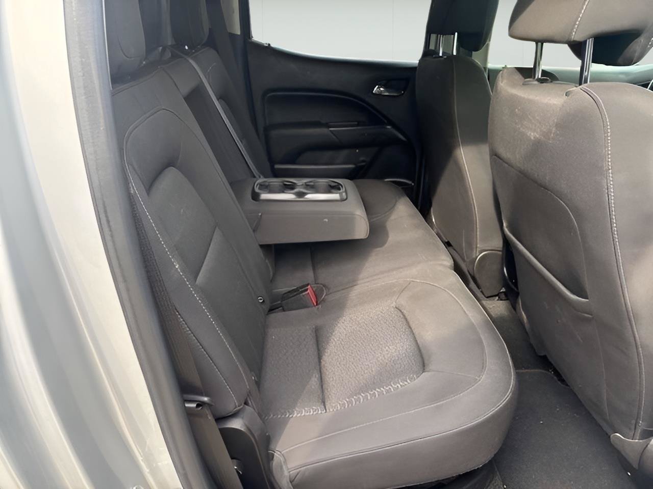 Used 2018 GMC Canyon SLE w/ SLE Convenience Package RWD image 12