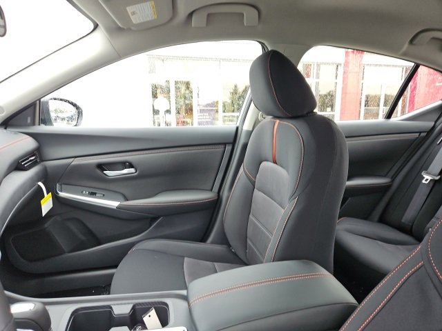 New 2025 Nissan Sentra SR image 27