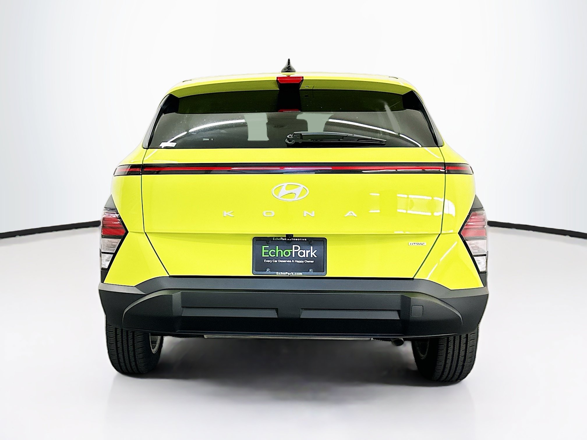Used 2024 Hyundai Kona SE AWD/4WD image 7