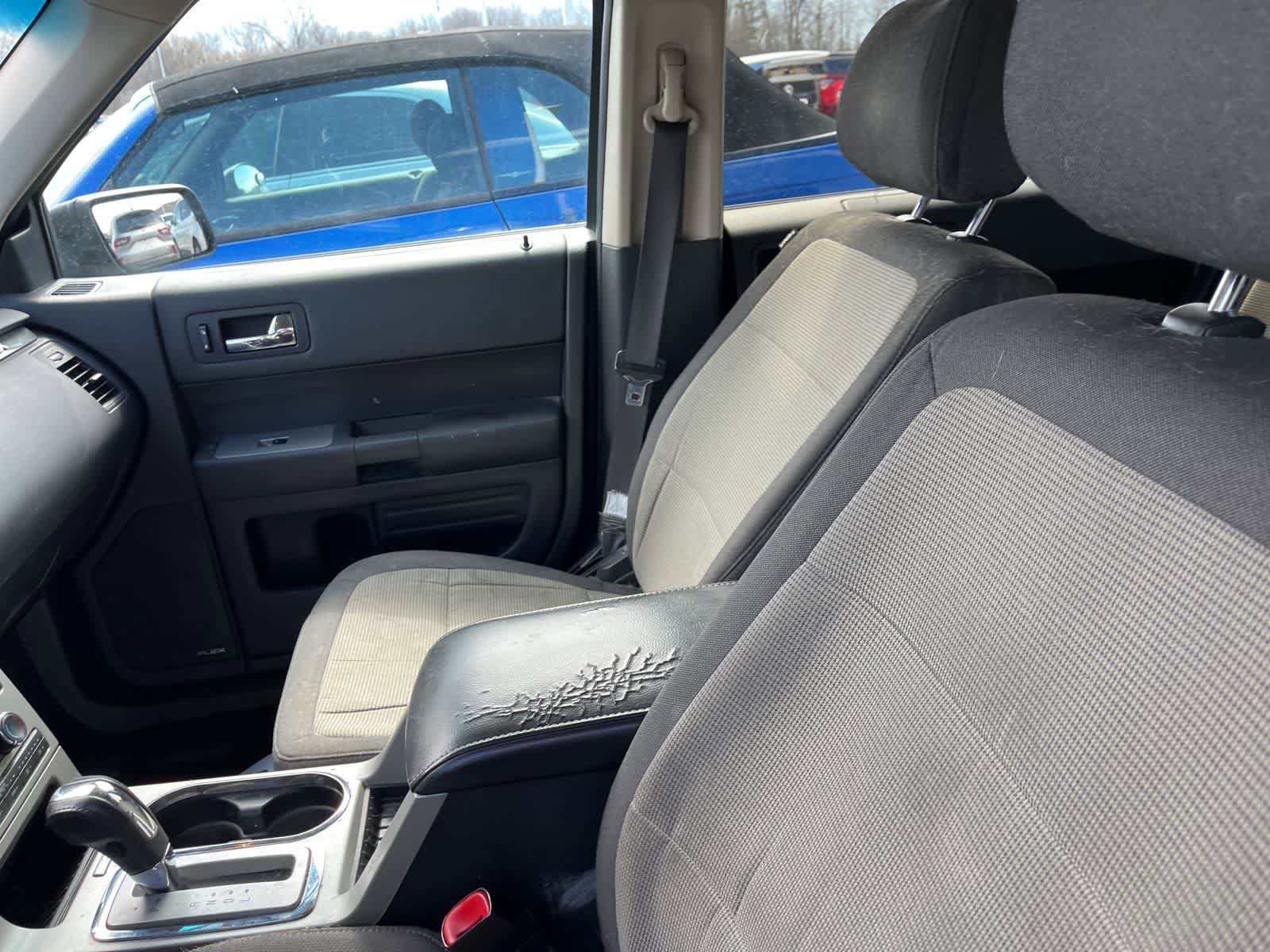 Used 2012 Ford Flex SE image 27