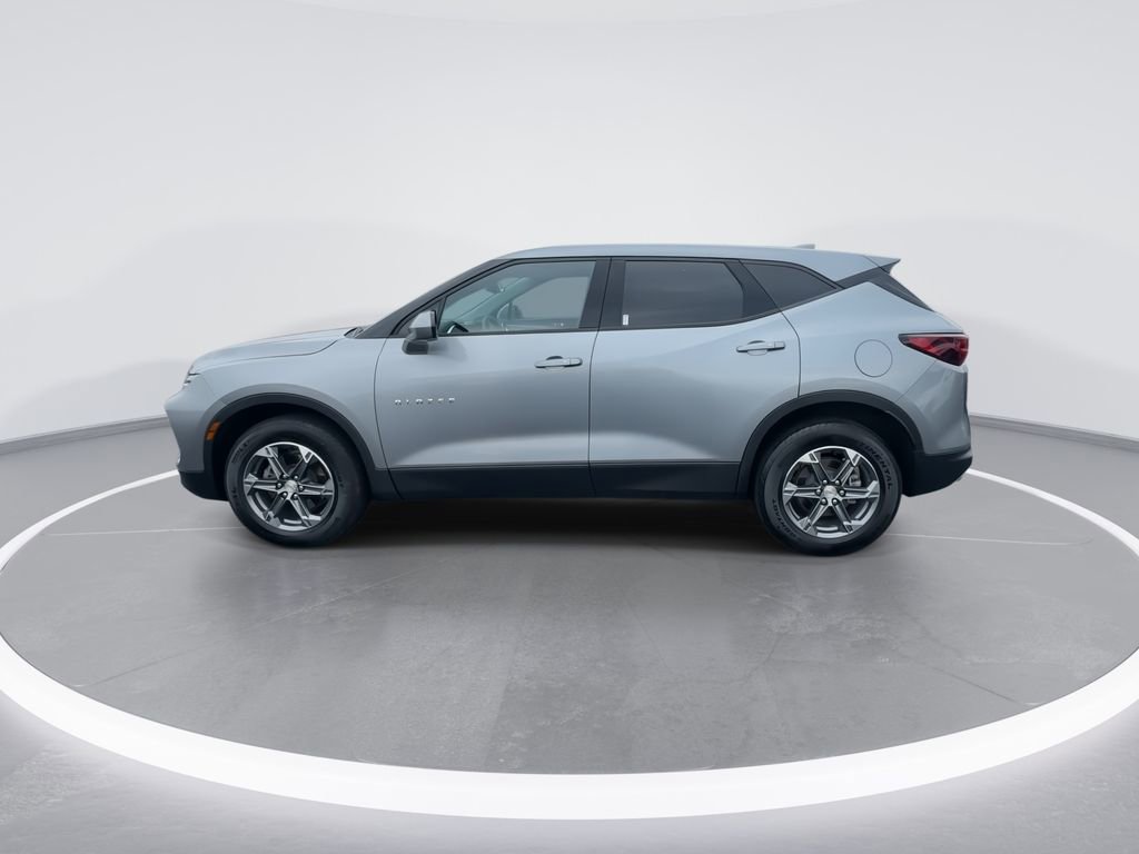 Used 2024 Chevrolet Blazer LT w/ Driver Confidence Package AWD/4WD image 5