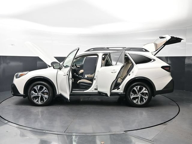 Used 2022 Subaru Outback Limited w/ Popular Package #2 AWD/4WD image 44
