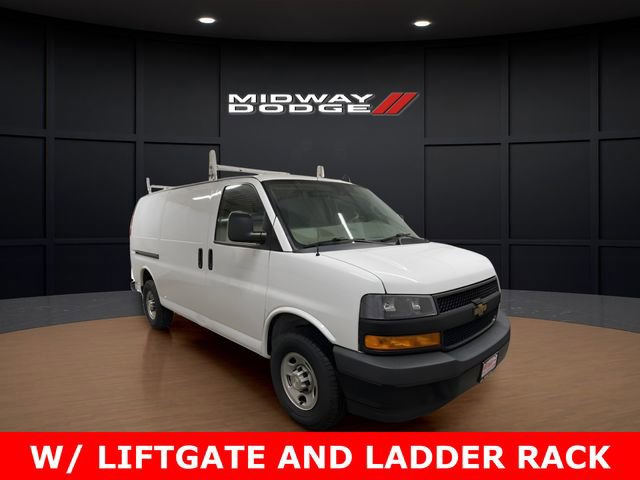 Used 2021 Chevrolet Express 3500 w/ Driver Convenience Package image 1
