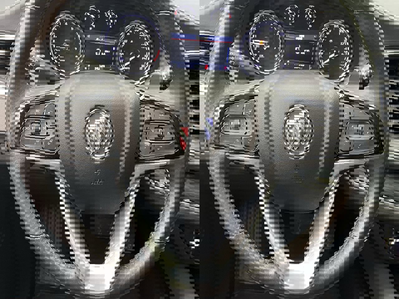 Certified 2023 Buick Enclave Essence w/ Experience Buick Package image 16