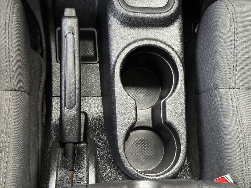 Used 2012 Jeep Wrangler Unlimited Sport w/ Connectivity Group image 29