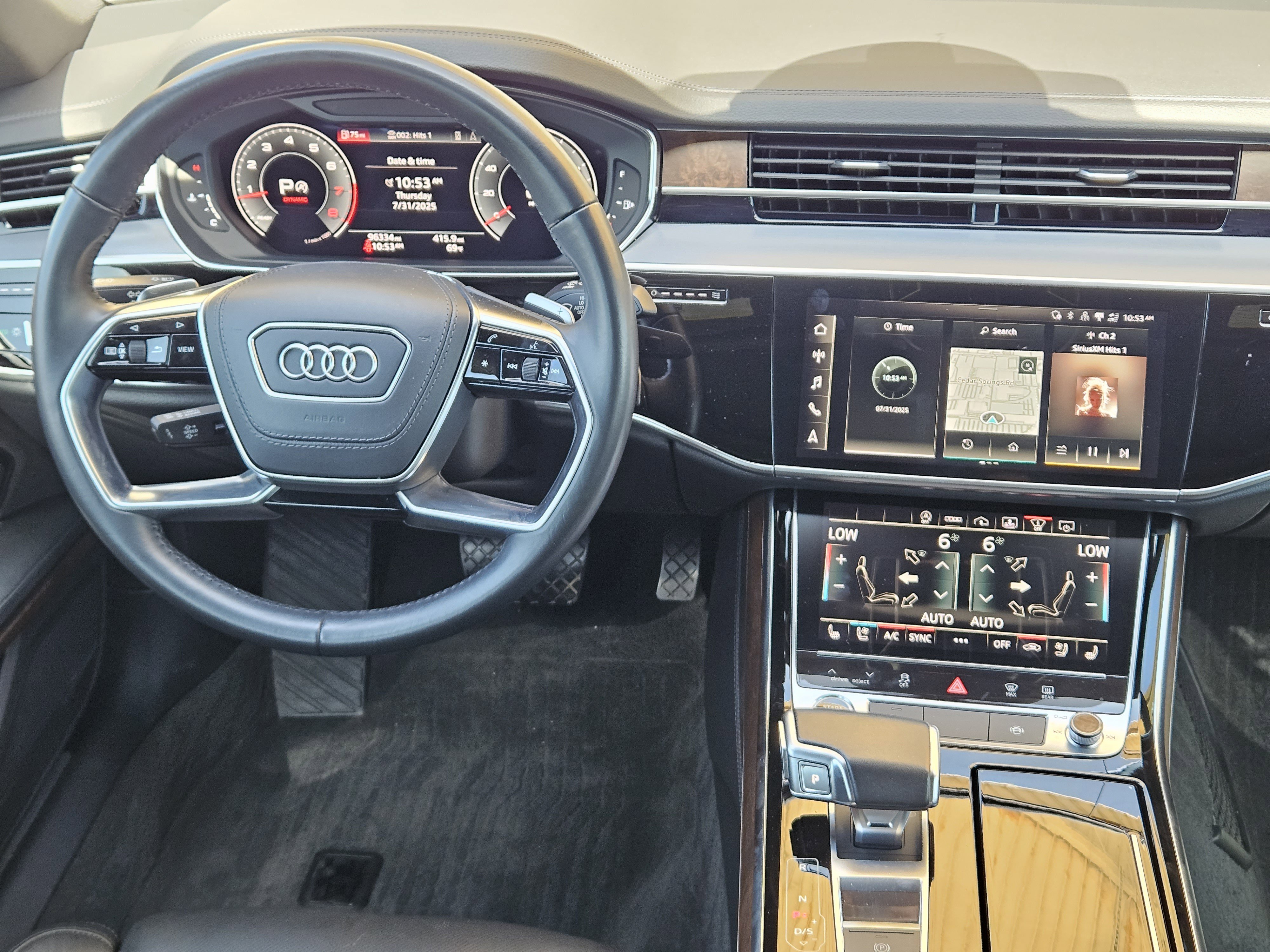 Used 2021 Audi A8 L 4.0T w/ Executive Plus Package image 26