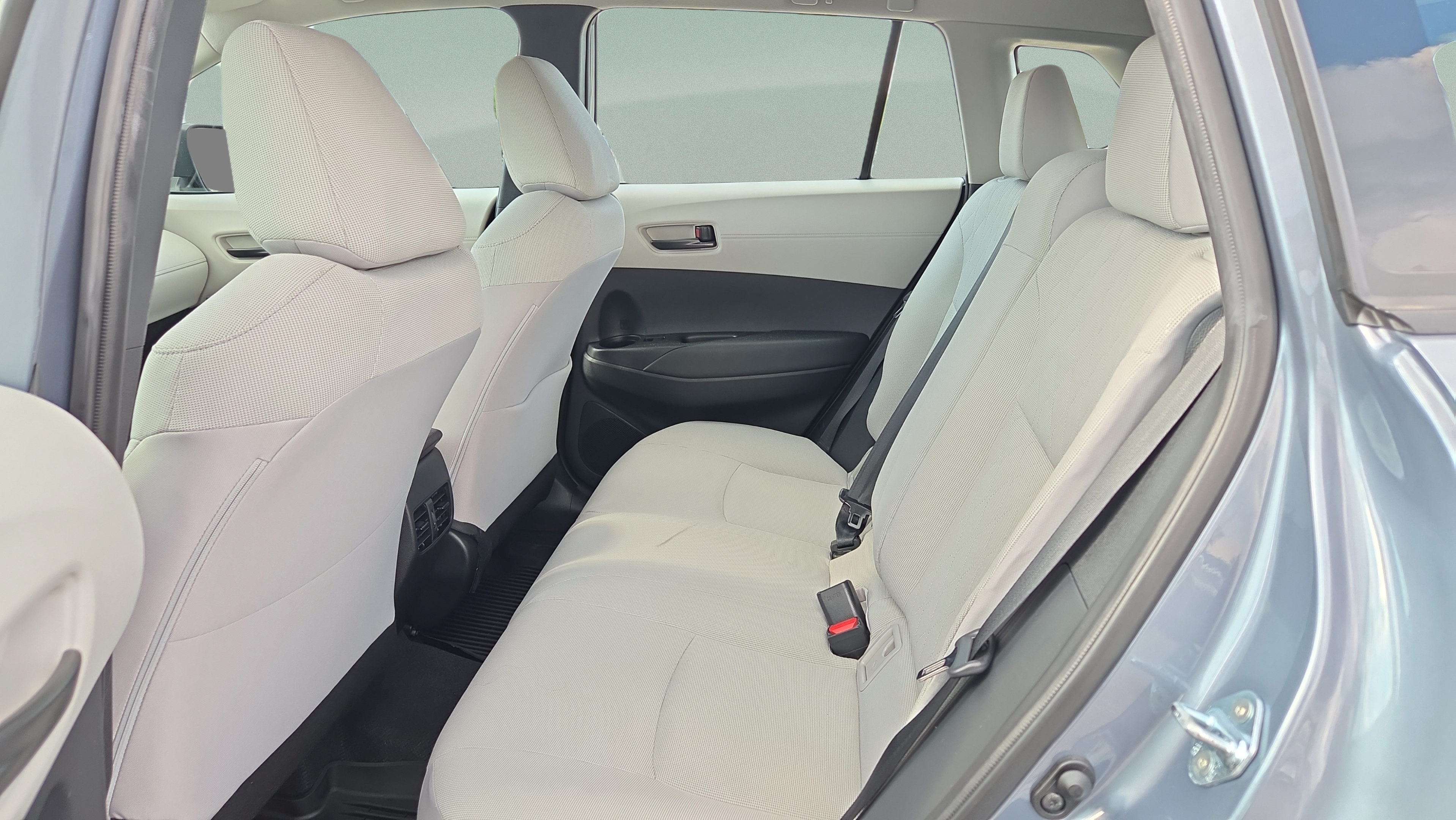 Certified 2025 Toyota Corolla Cross L FWD image 11
