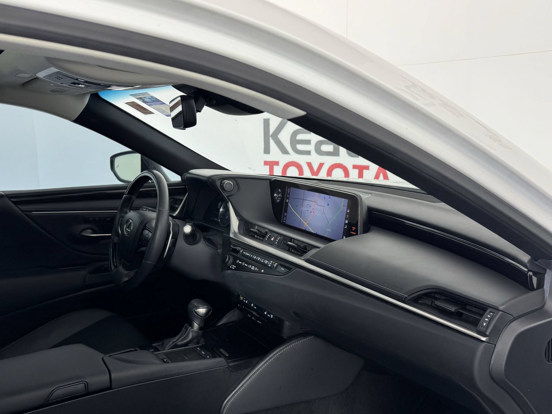 Used 2020 Lexus ES 350 w/ Premium Package FWD image 22