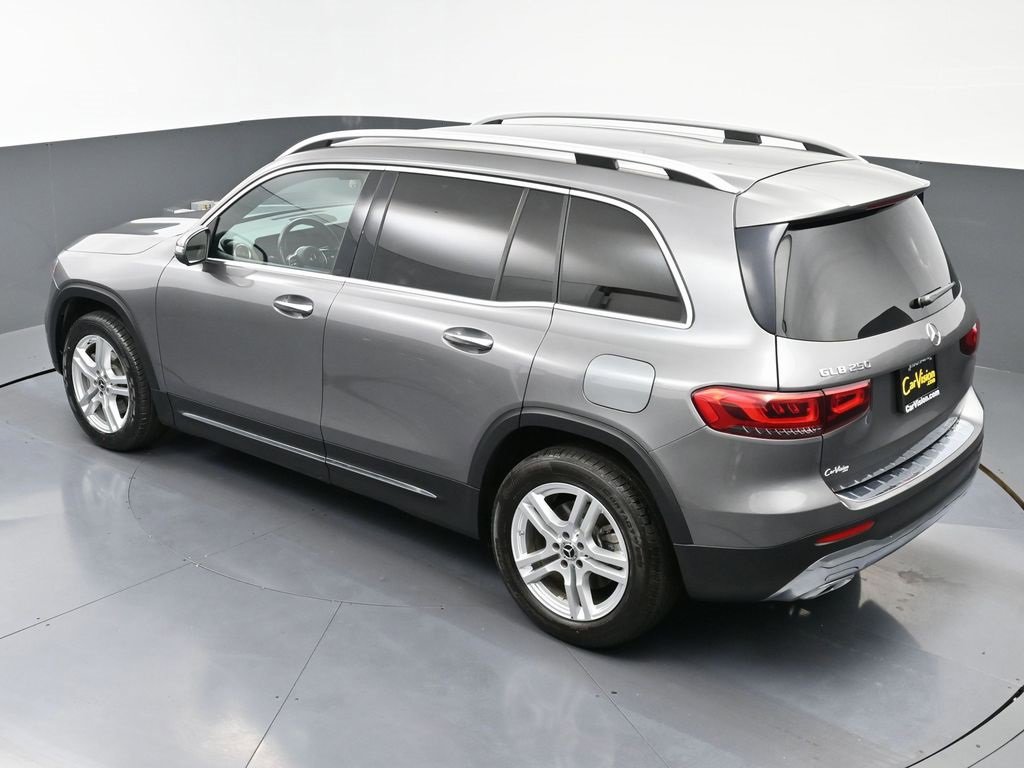 Used 2022 Mercedes-Benz GLB 250 w/ Premium Package Lite image 51