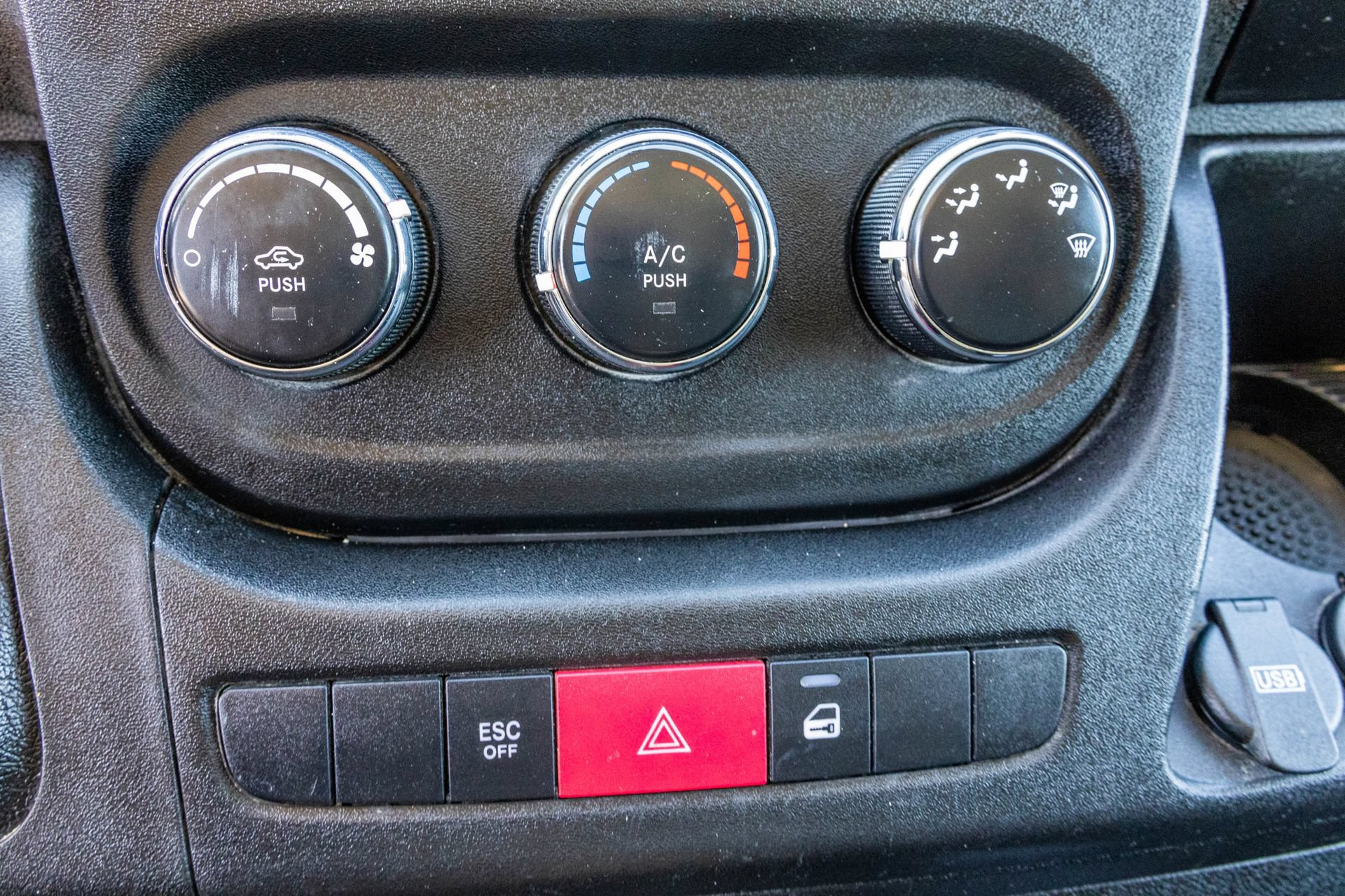 Used 2018 RAM ProMaster 1500 FWD image 23