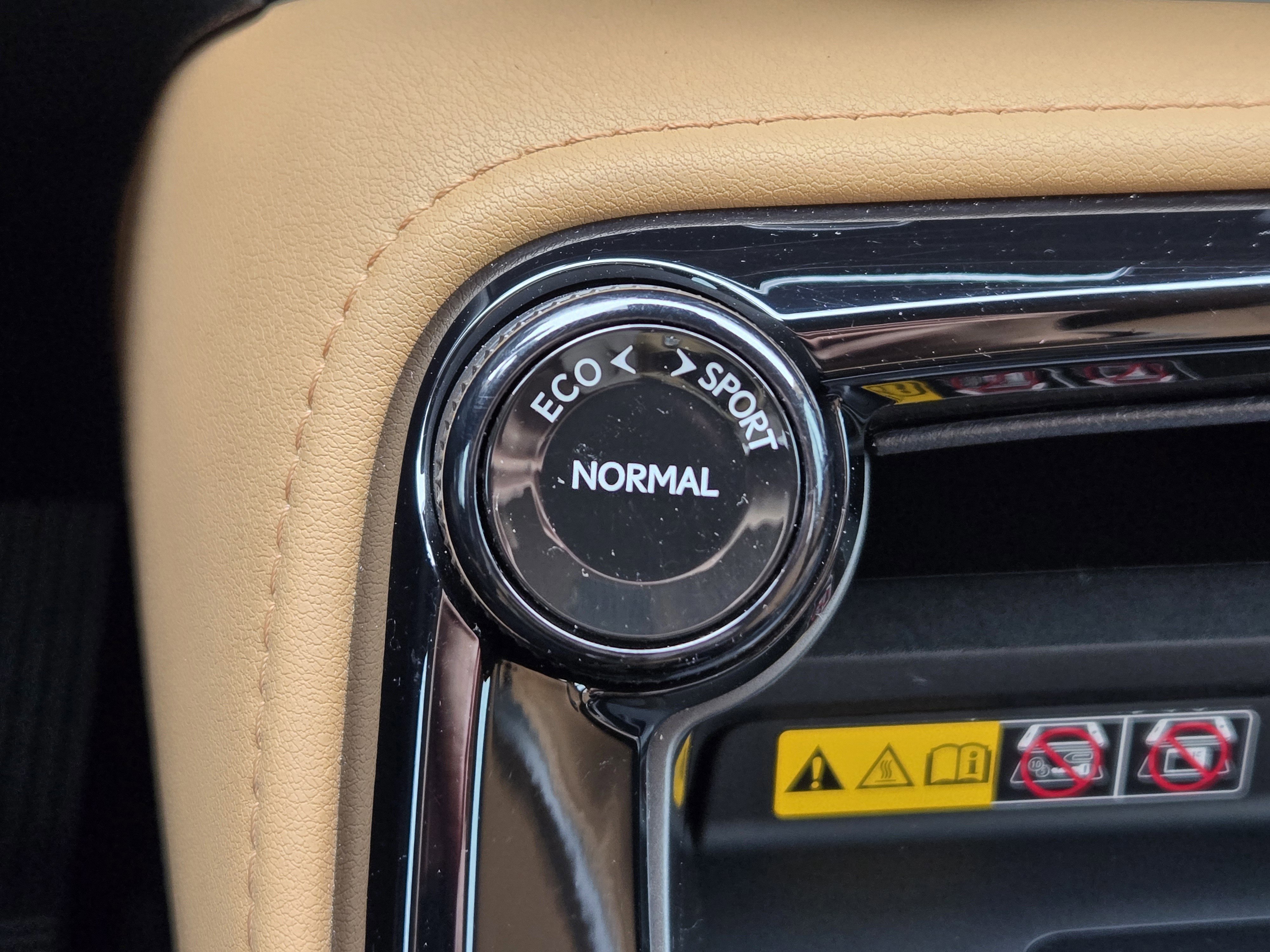 Used 2024 Lexus NX 250 FWD image 40