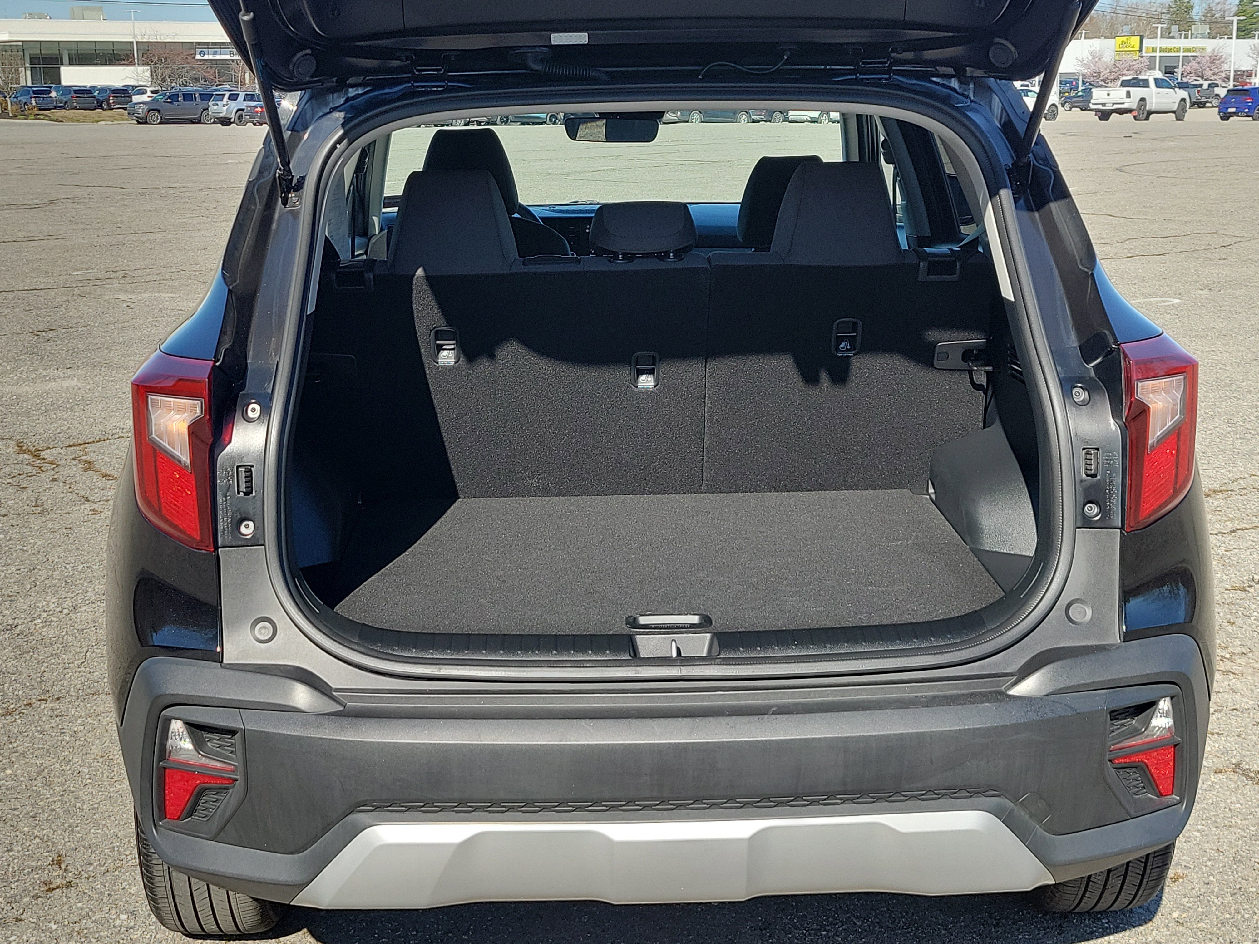 Used 2025 Kia Seltos LX AWD/4WD image 17