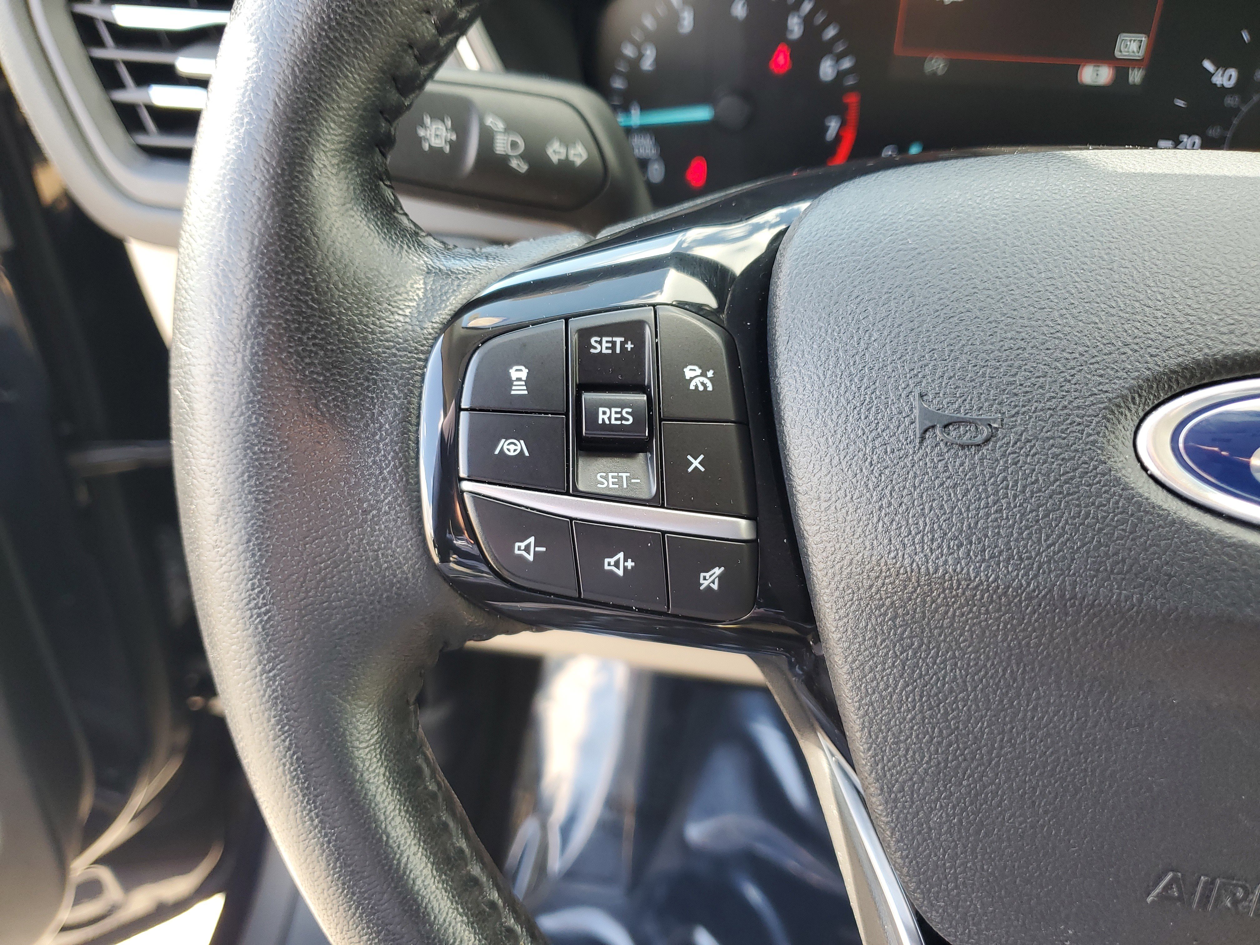 Used 2021 Ford Escape SEL image 22