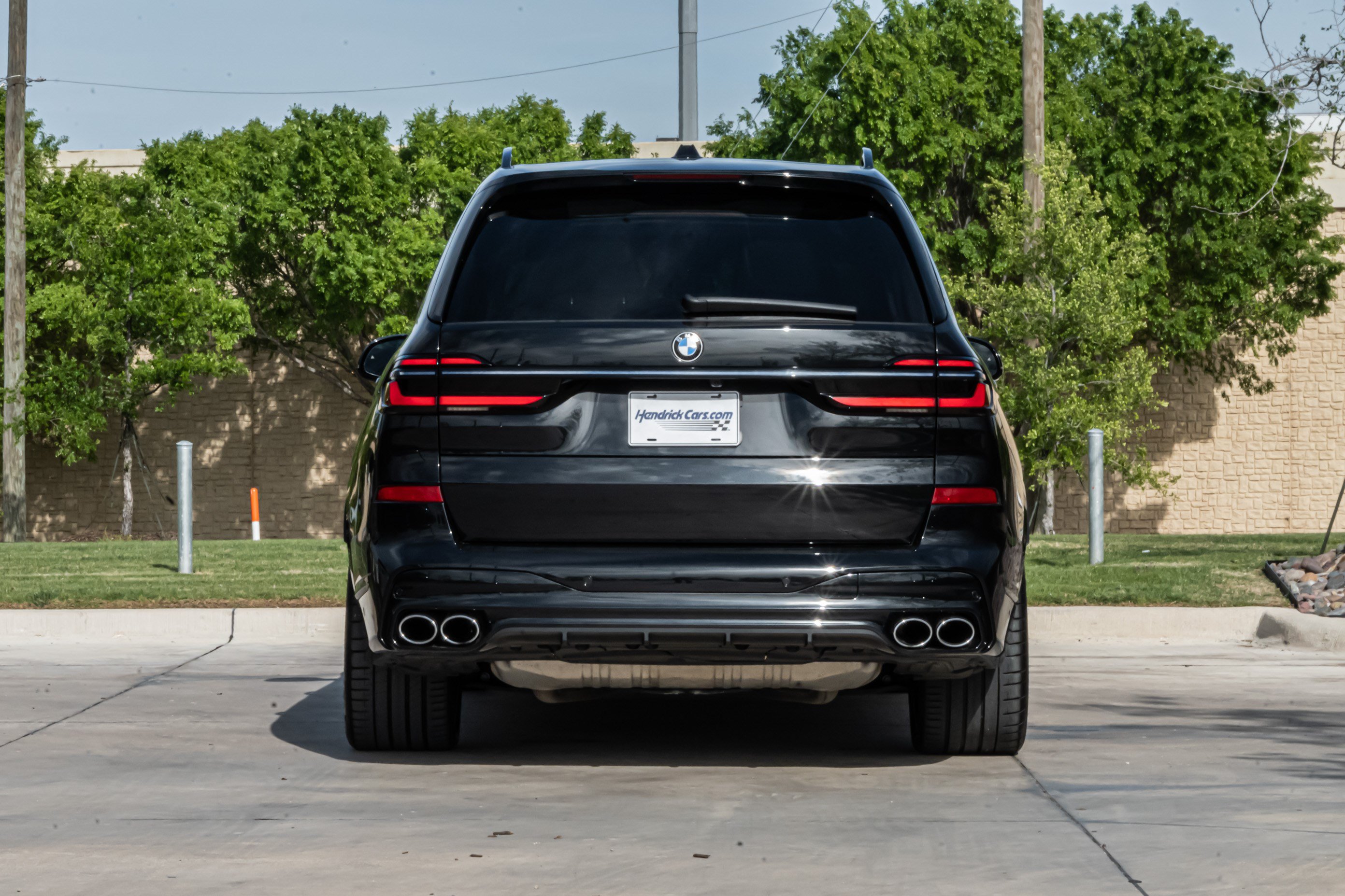 Used 2025 BMW ALPINA XB7 AWD/4WD image 8