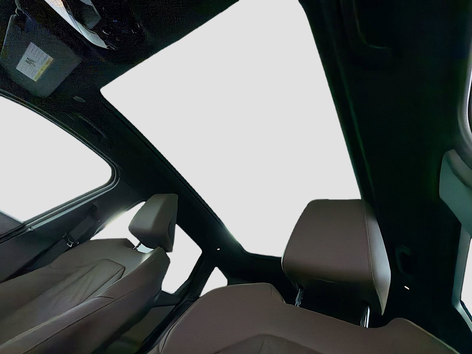 Used 2025 BMW X3 xDrive30i w/ Premium Package image 14