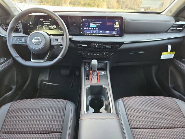 New 2026 Nissan Kicks SR w/ Cold Weather Package image 14