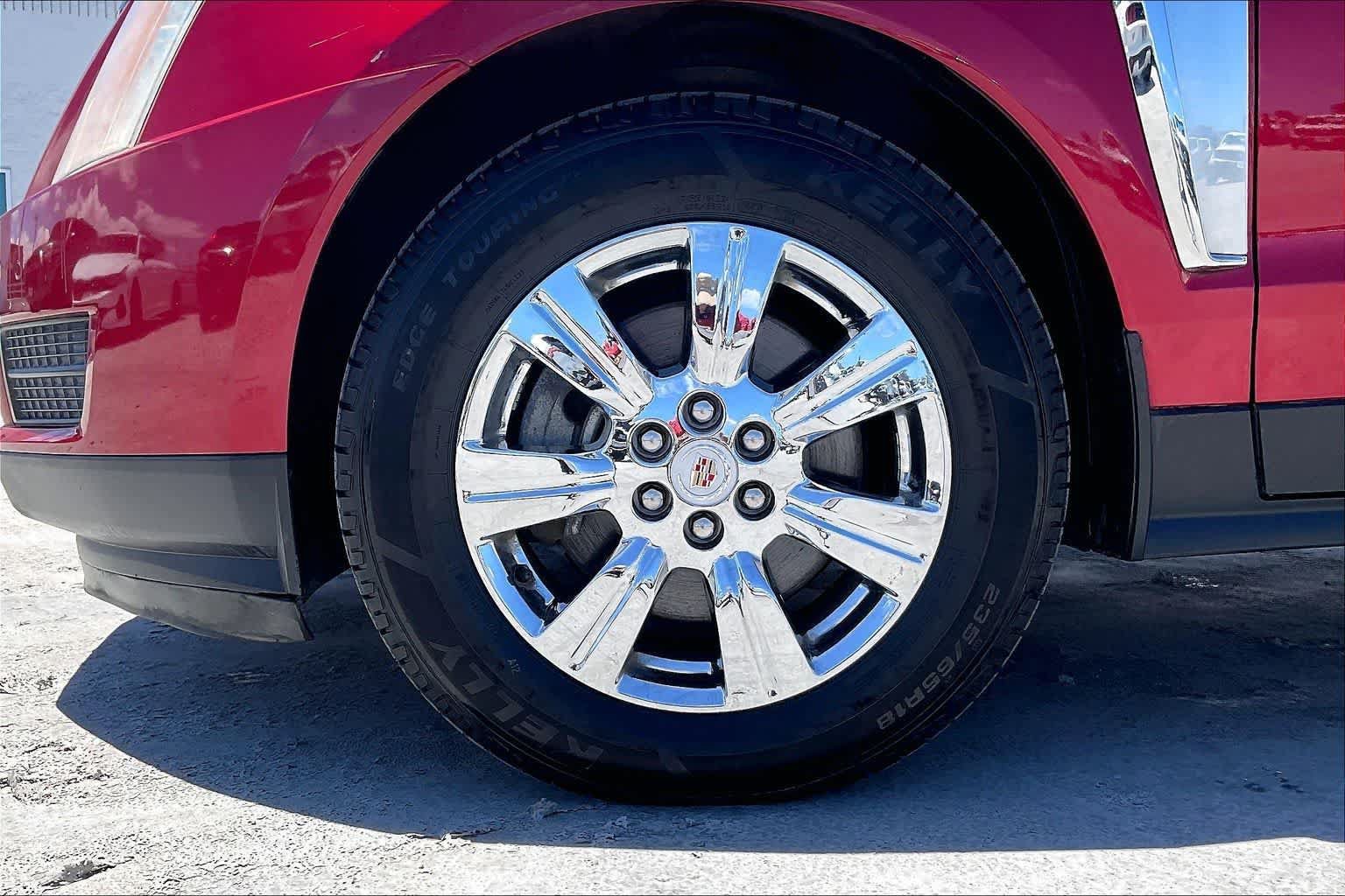Used 2016 Cadillac SRX Luxury w/ Driver Awareness Package AWD/4WD image 8