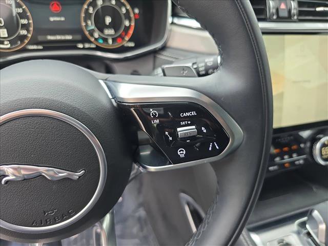 Certified 2025 Jaguar F-PACE R-Dynamic S image 19