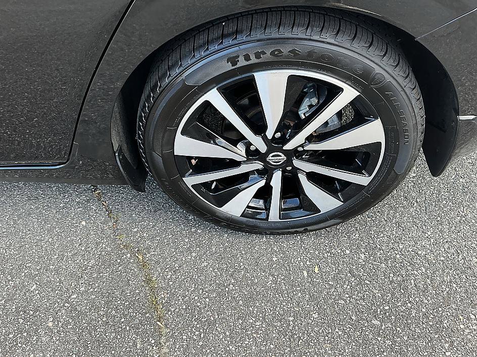 Certified 2023 Nissan Sentra SV w/ SV Premium Package image 8