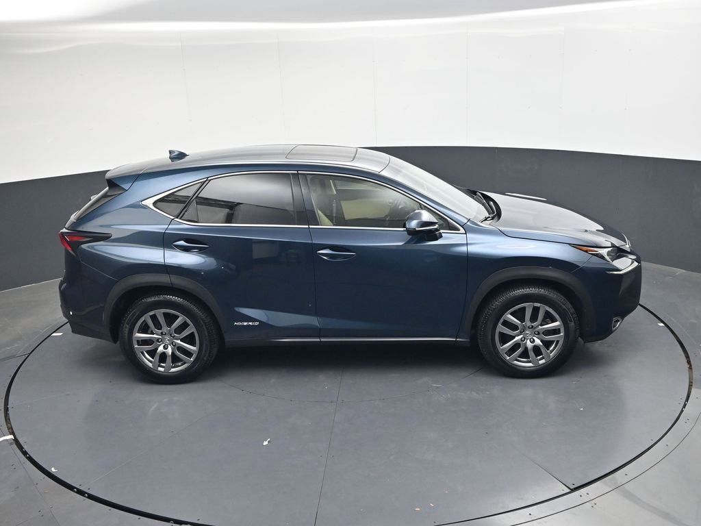 Used 2015 Lexus NX 300h FWD image 24