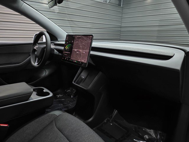 Used 2026 Tesla Model Y 2WD image 12
