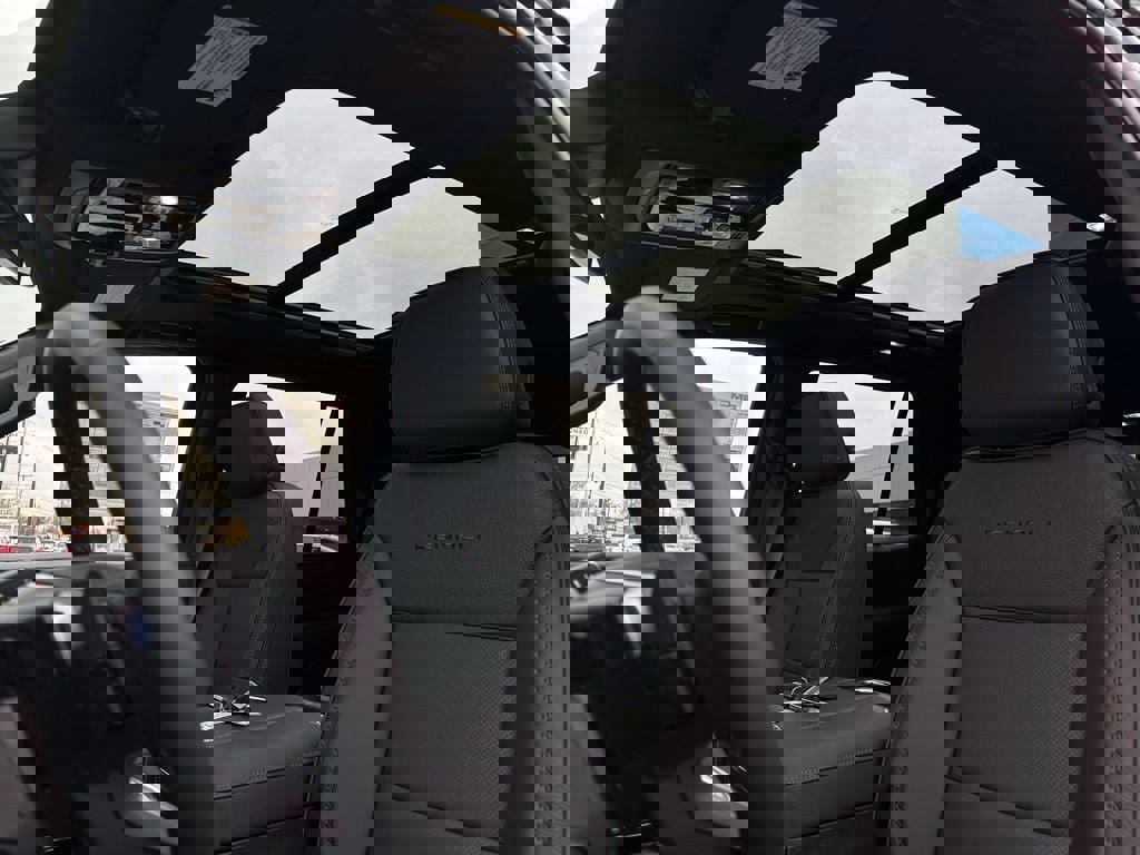 New 2026 GMC Yukon Denali w/ Sun & Power Step Package image 14