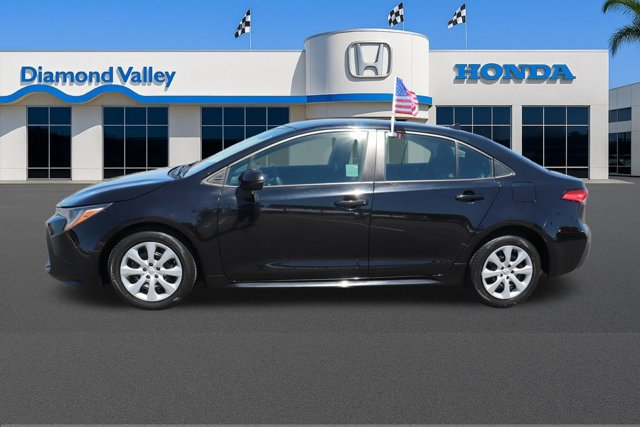 Used 2023 Toyota Corolla LE FWD image 9