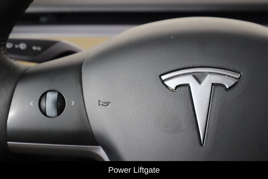 Used 2022 Tesla Model Y Long Range AWD/4WD image 8