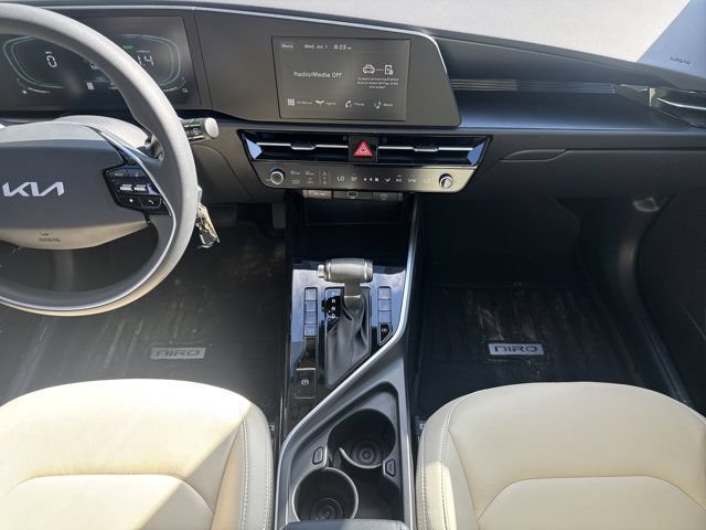 Used 2026 Kia Niro LX FWD image 12