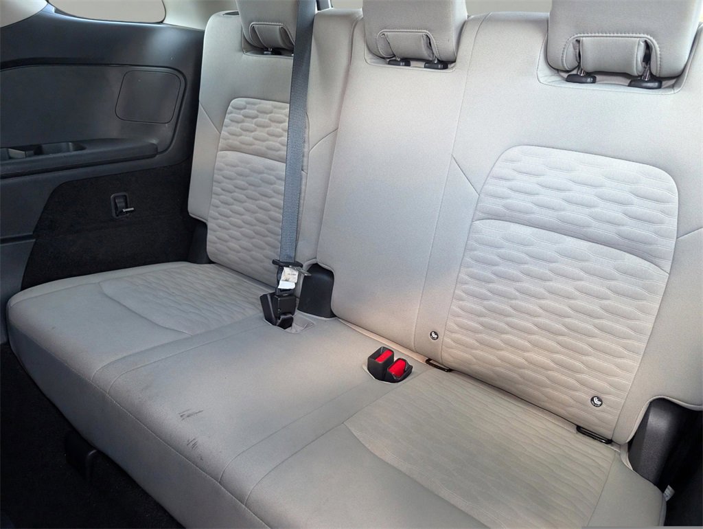 Used 2022 Nissan Pathfinder SV image 14