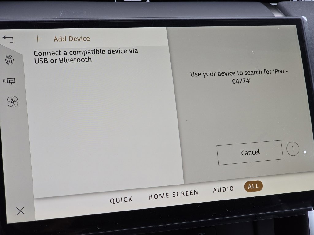 New 2025 Land Rover Discovery Sport S image 6