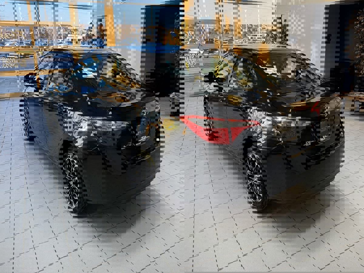 Used 2014 Toyota Corolla S image 3