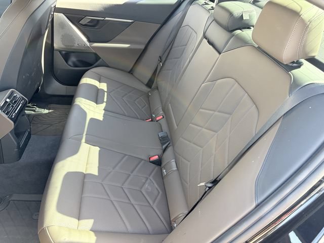 Used 2026 BMW 530i w/ Premium Package RWD image 17