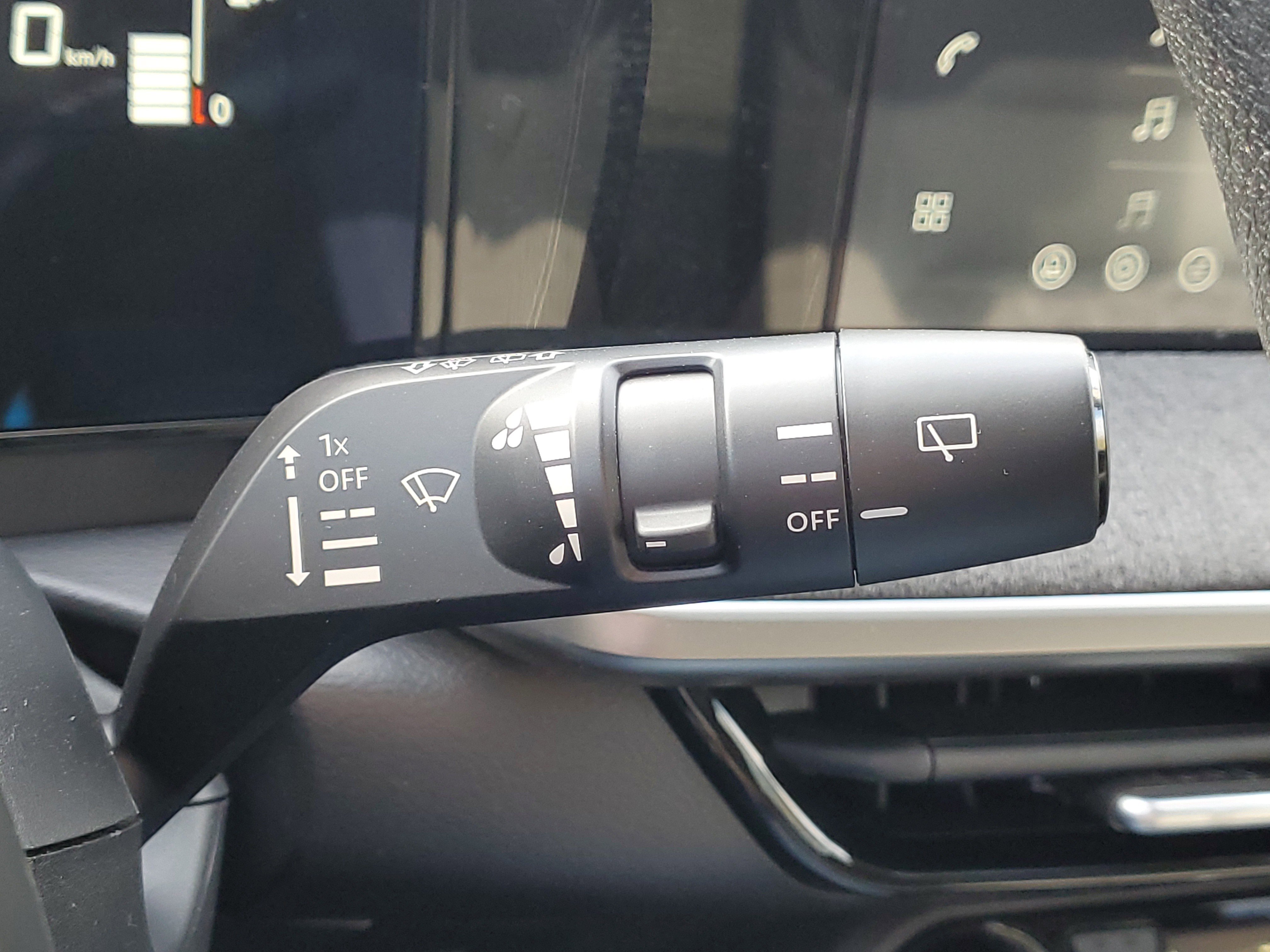 New 2026 Nissan Kicks SV w/ SV Premium Package AWD/4WD image 11