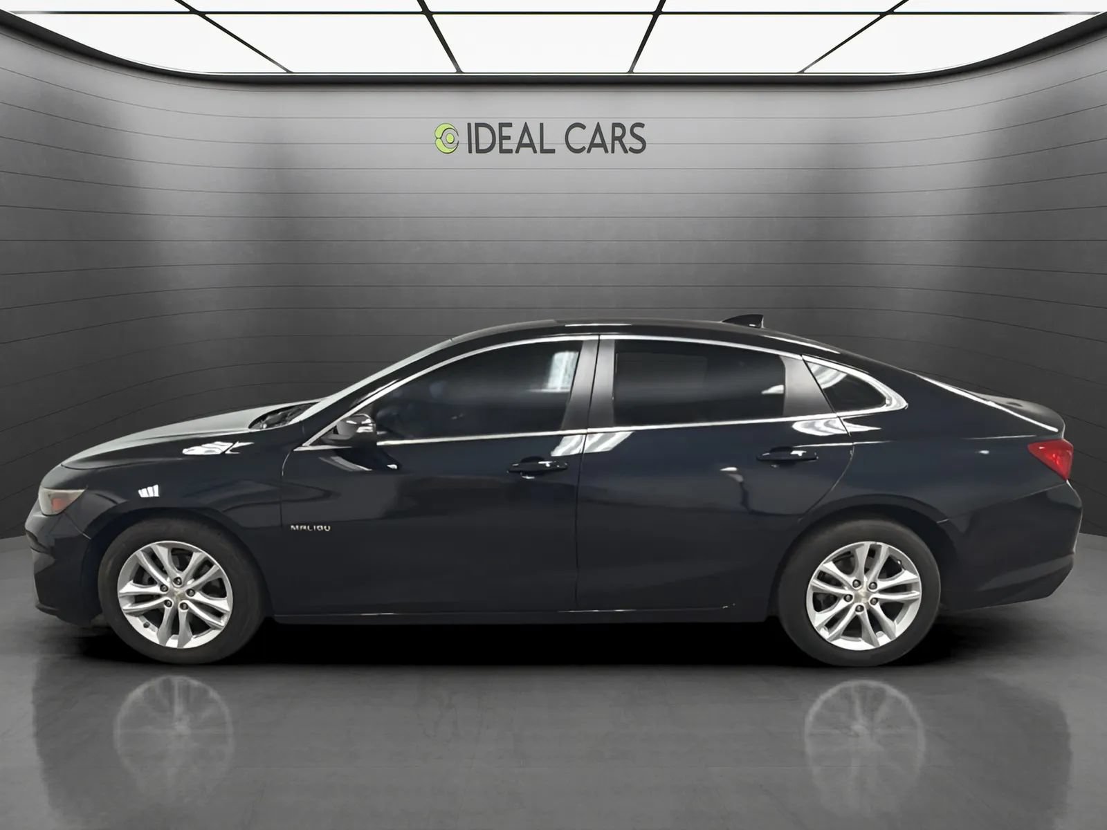 Used 2018 Chevrolet Malibu LT FWD image 8