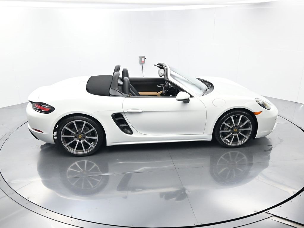 Certified 2018 Porsche 718 Boxster image 43
