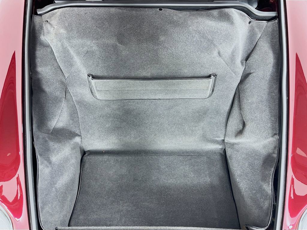 Used 1997 Porsche 911 Carrera RWD image 19