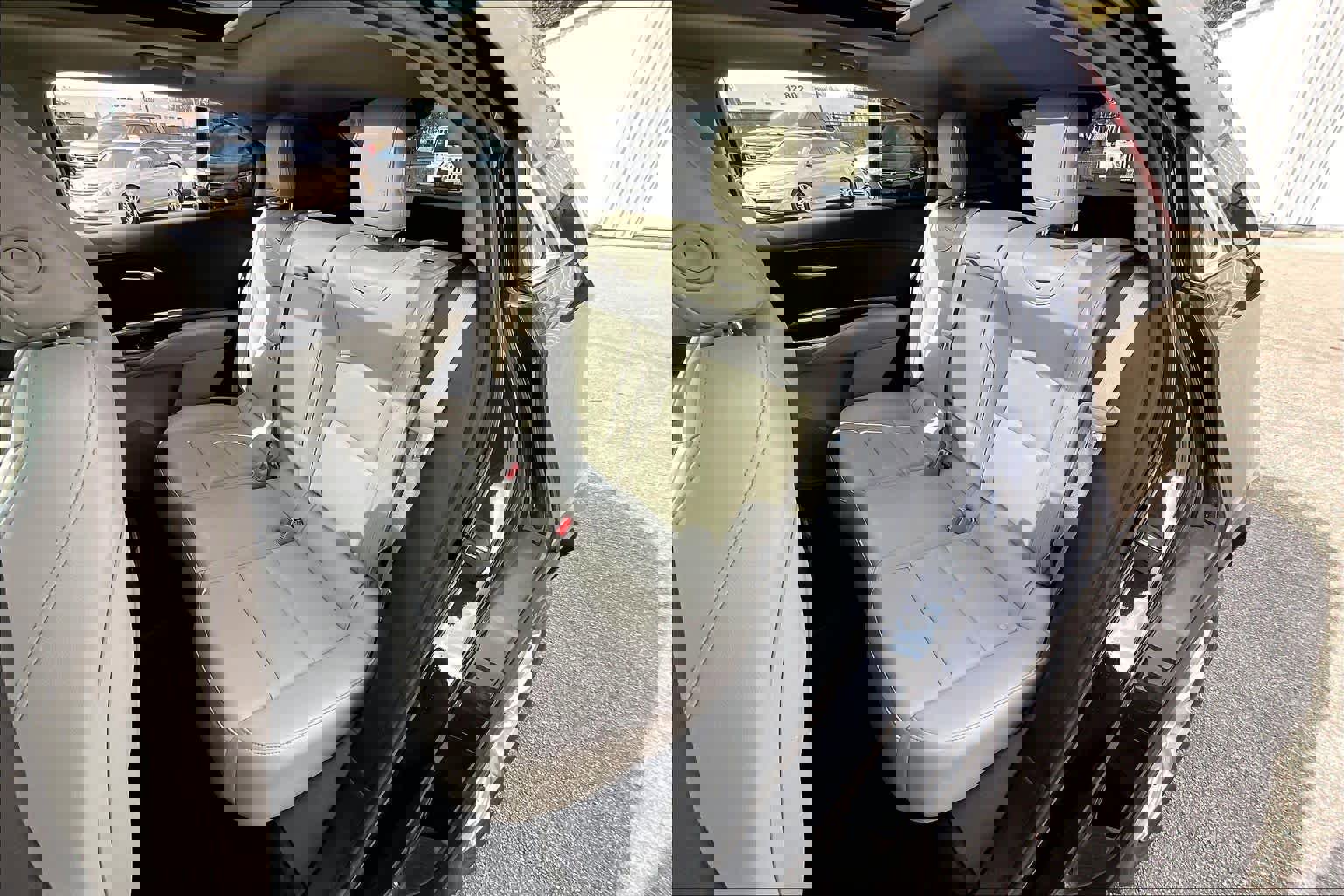 Used 2023 Cadillac XT4 Luxury w/ Cold Weather Package image 20