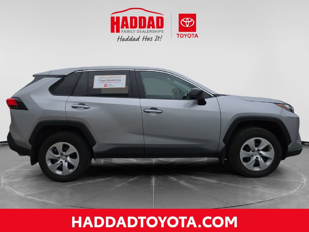 Certified 2025 Toyota RAV4 LE AWD/4WD image 7