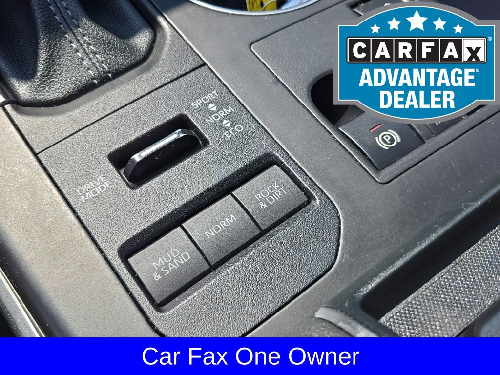 Used 2024 Toyota Highlander XLE AWD/4WD image 21