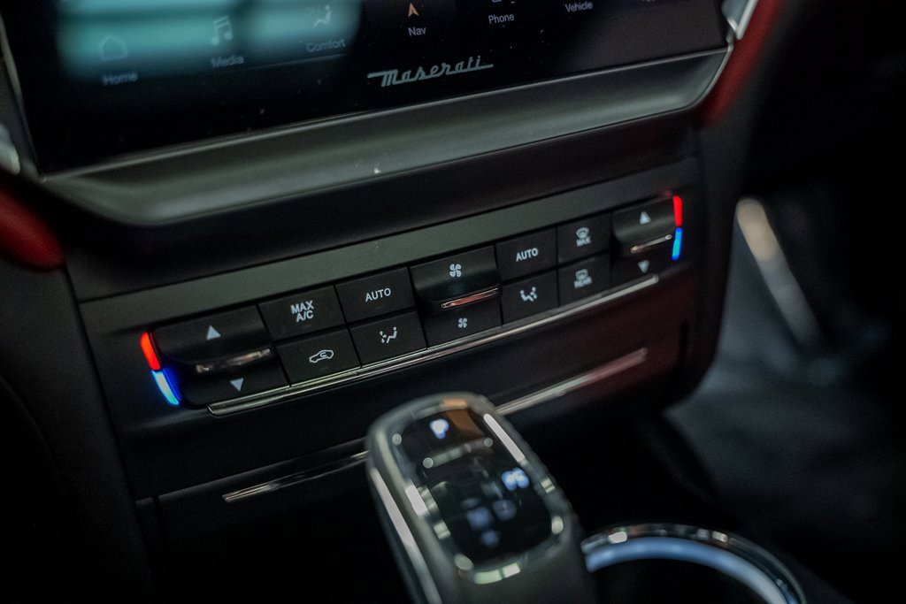 Used 2021 Maserati Ghibli S GranSport image 58