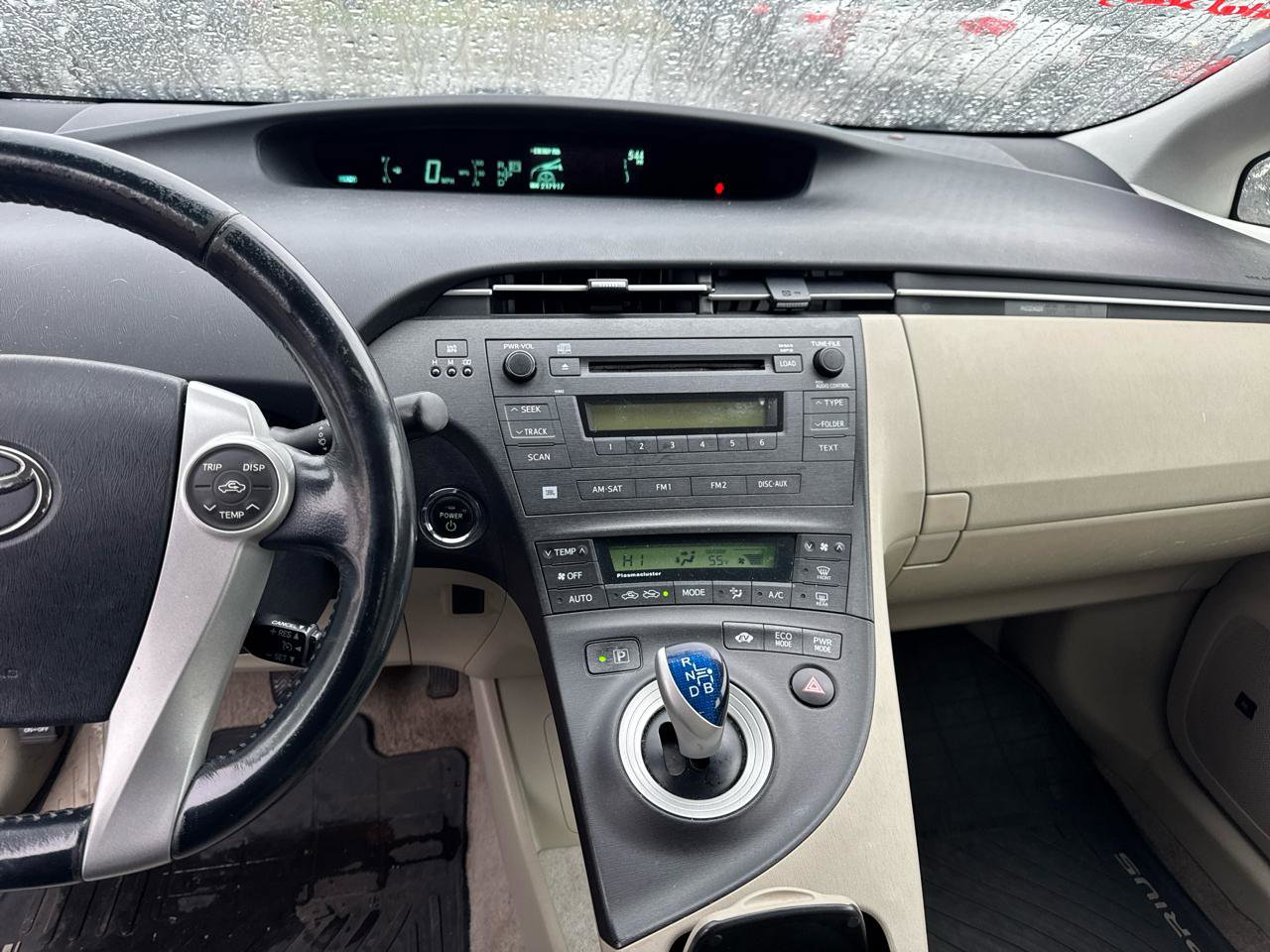 Used 2010 Toyota Prius Three FWD image 10