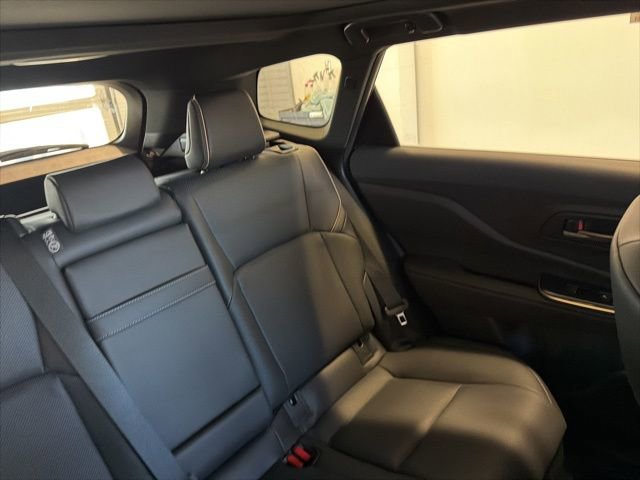 New 2025 Toyota Crown Signia image 27