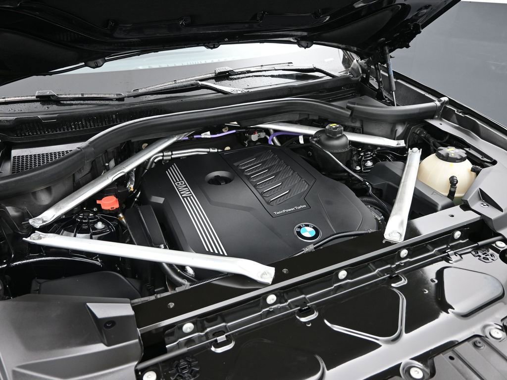 Used 2023 BMW X5 sDrive40i image 9