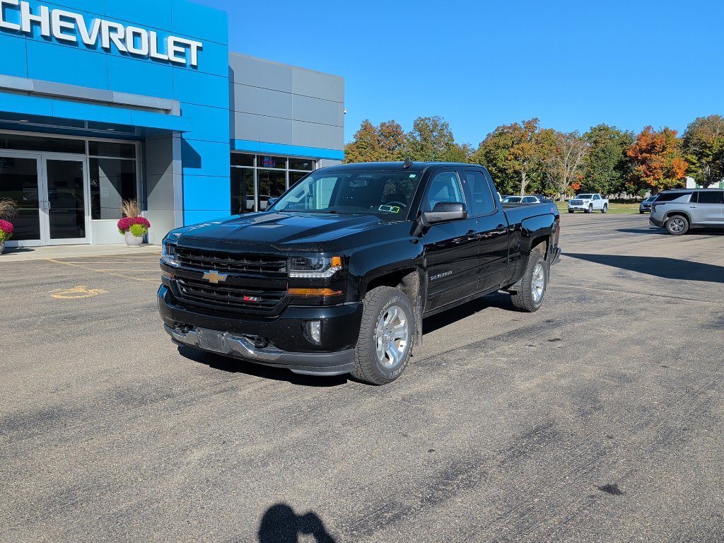 Used 2019 Chevrolet Silverado 1500 LT w/ All Star Edition AWD/4WD image 2
