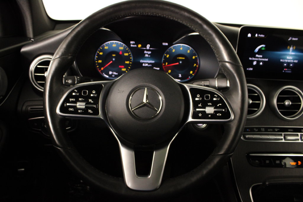 Used 2020 Mercedes-Benz GLC 300 image 9