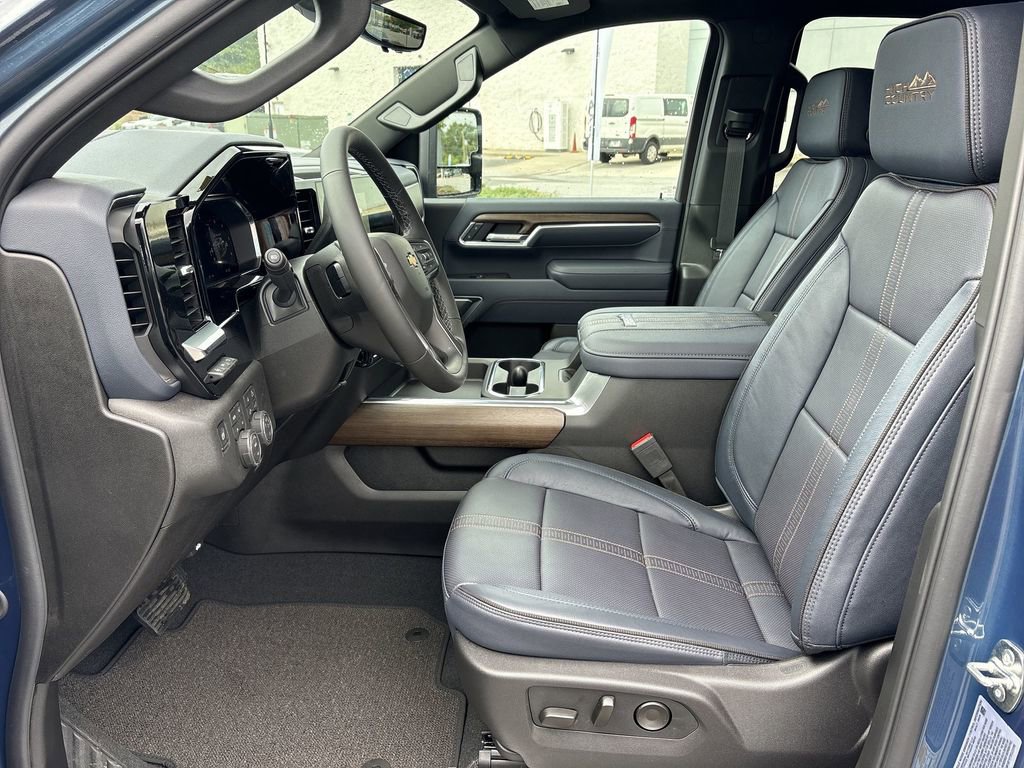 New 2026 Chevrolet Silverado 3500 High Country w/ Technology Package image 21