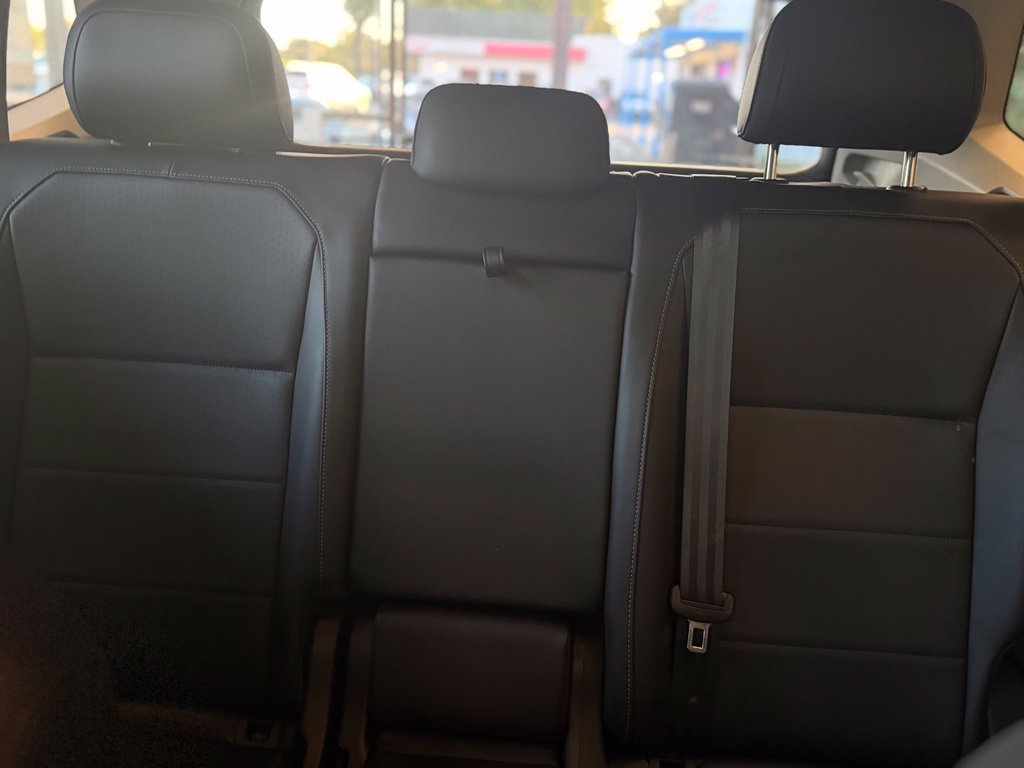 Used 2019 Volkswagen Tiguan SE AWD/4WD image 11
